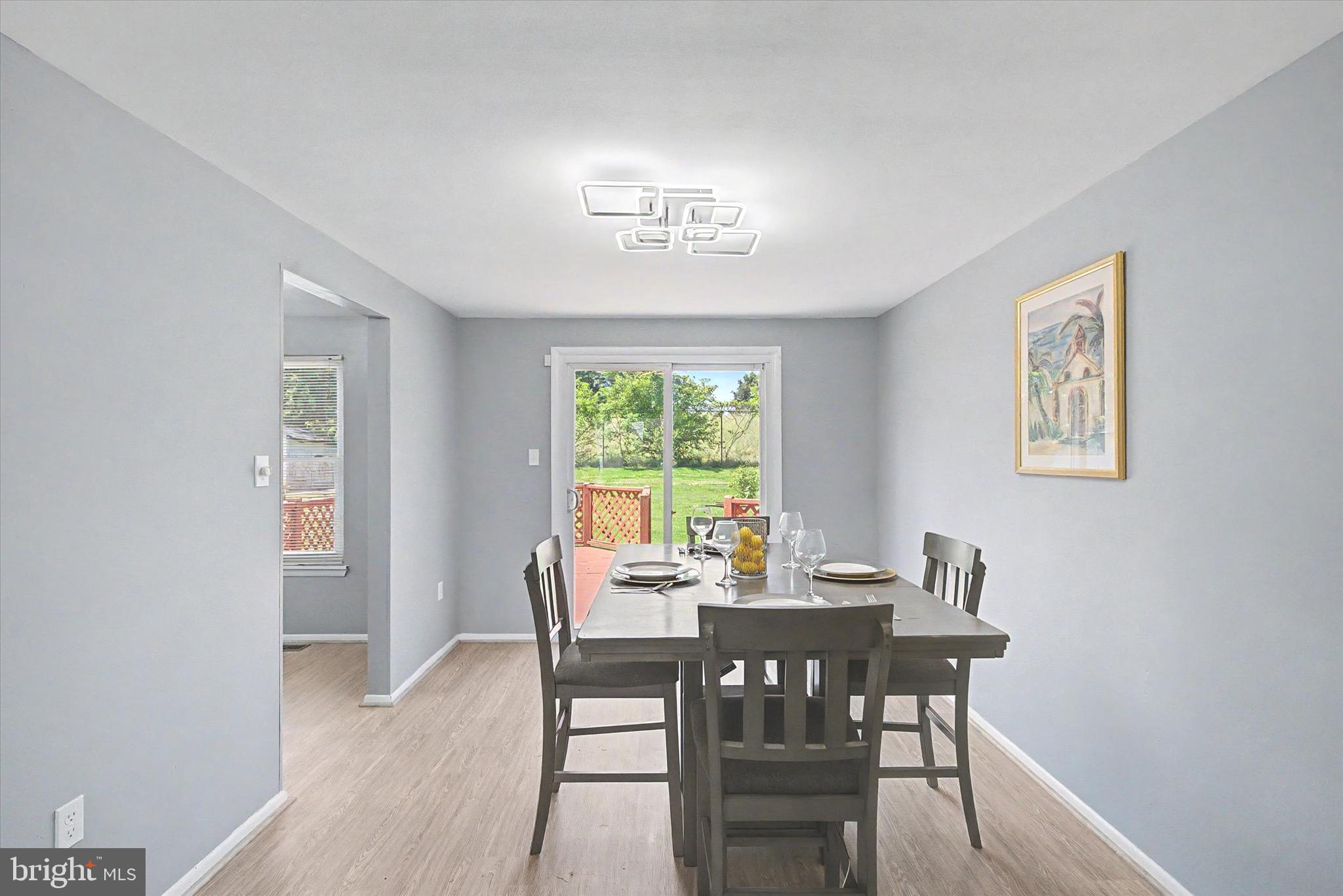 HILLSDALE - Residential