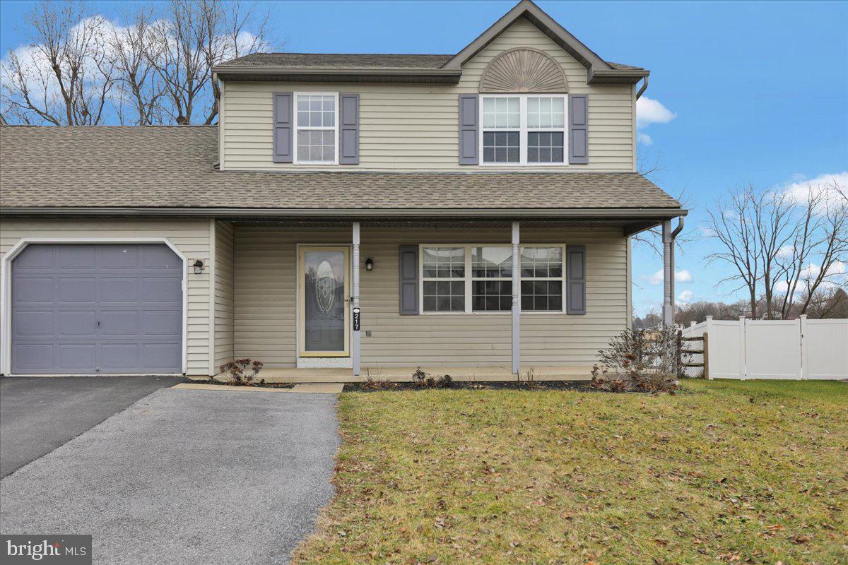 LIMESTONE VILLAGE - Residential