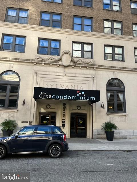 CENTER CITY - Residential