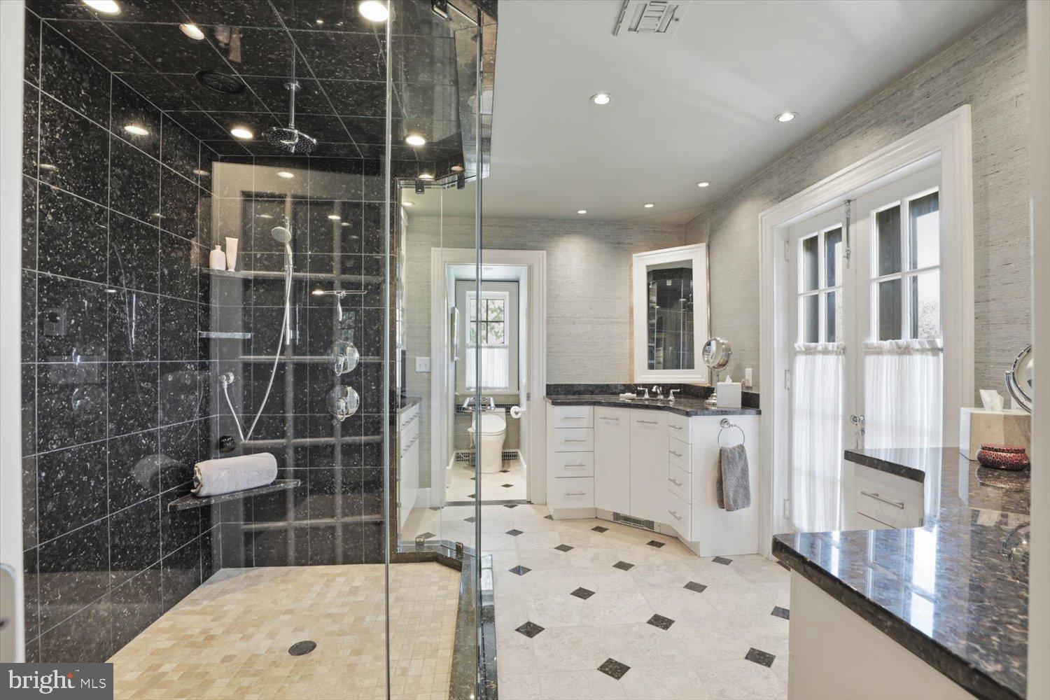 SCHOOL LANE HILLS - Residential