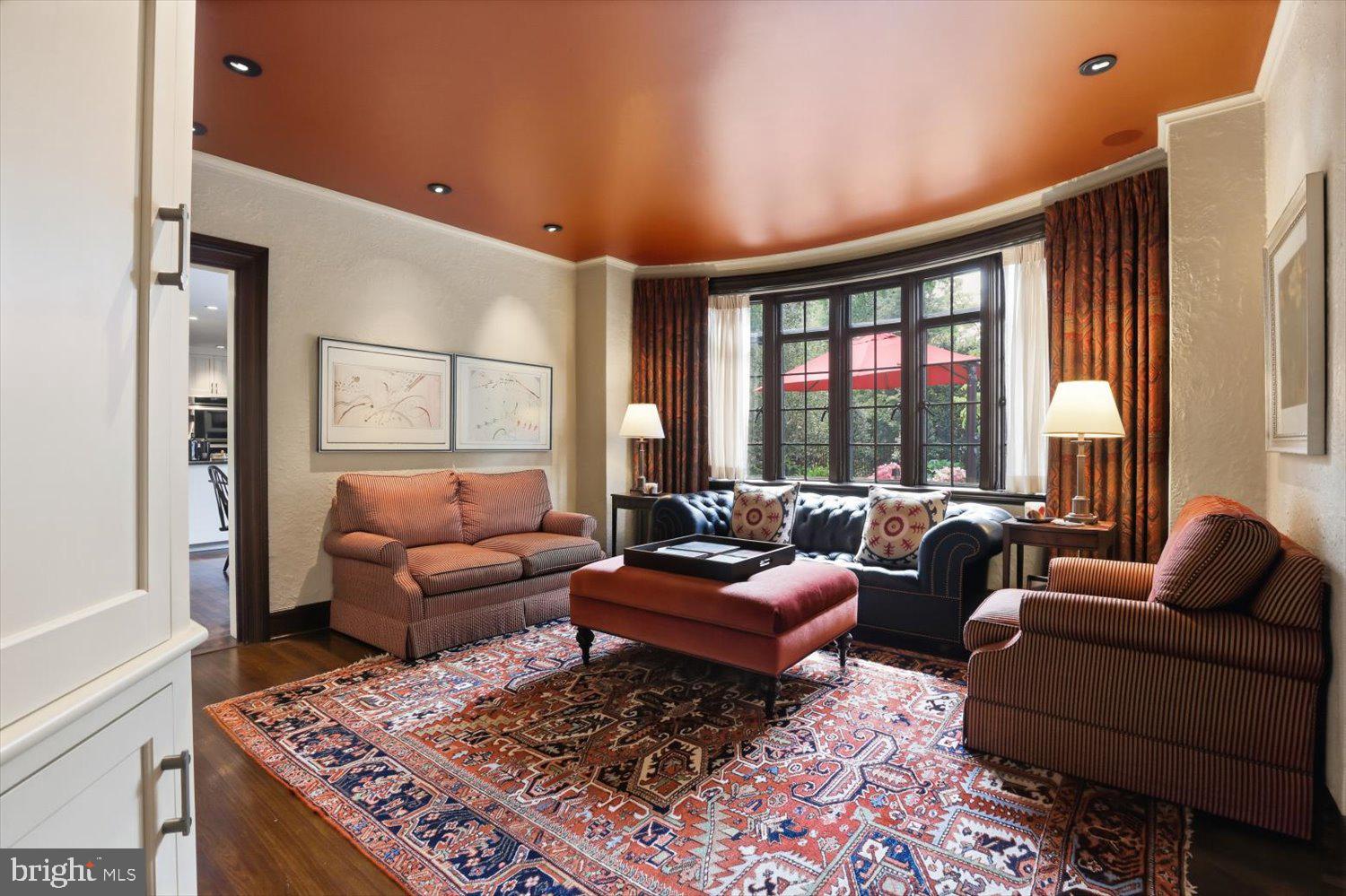 SCHOOL LANE HILLS - Residential