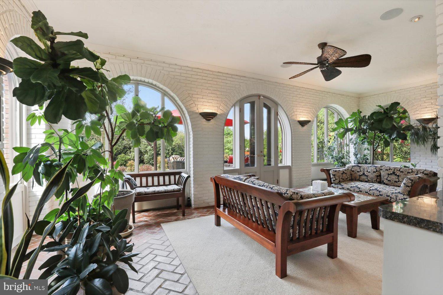 SCHOOL LANE HILLS - Residential