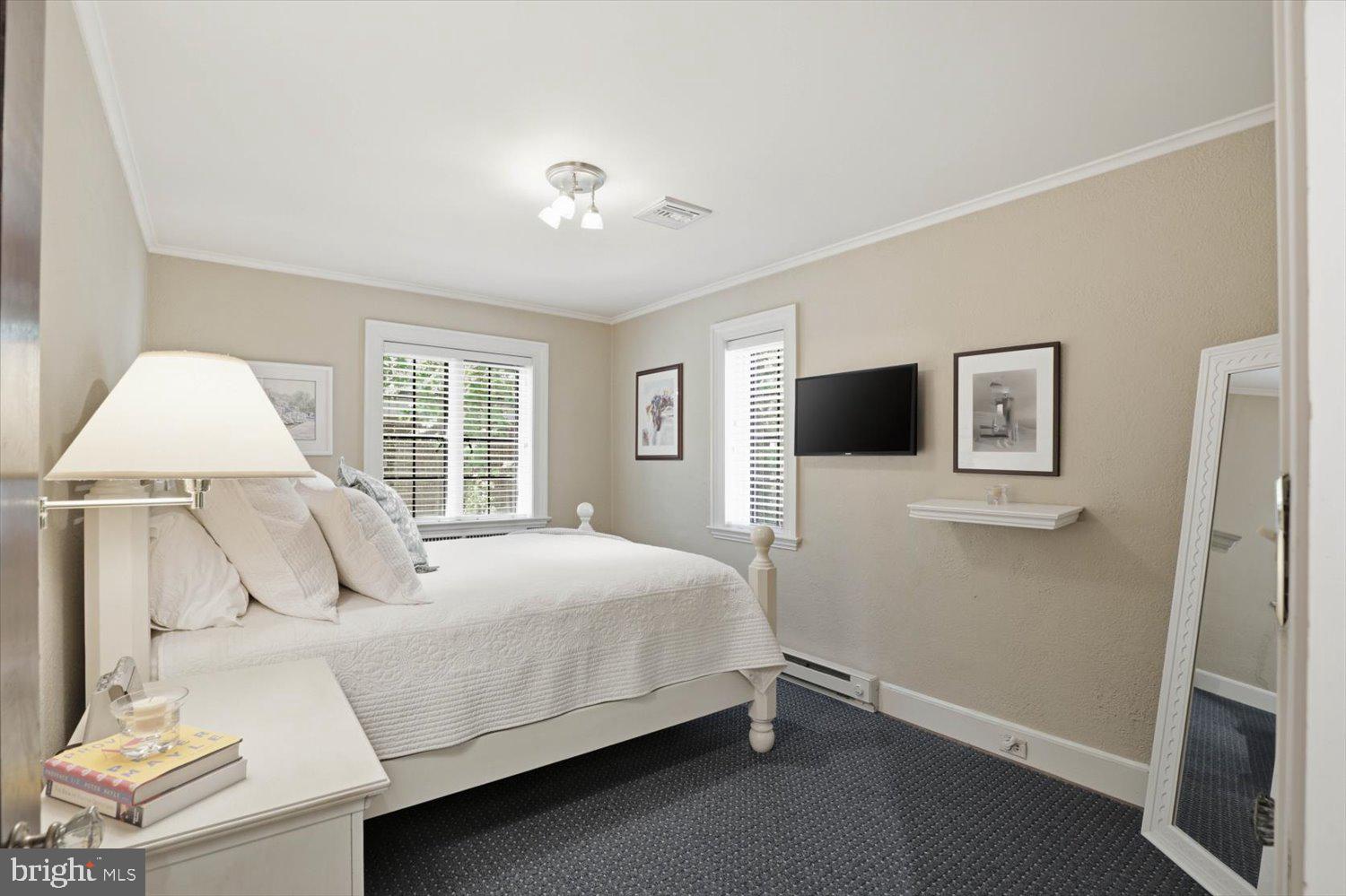 SCHOOL LANE HILLS - Residential