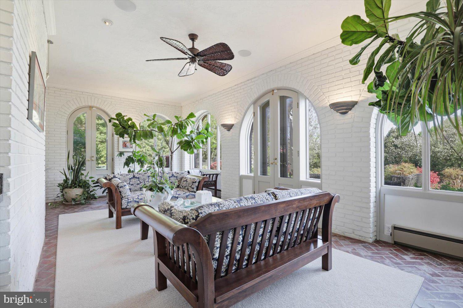 SCHOOL LANE HILLS - Residential