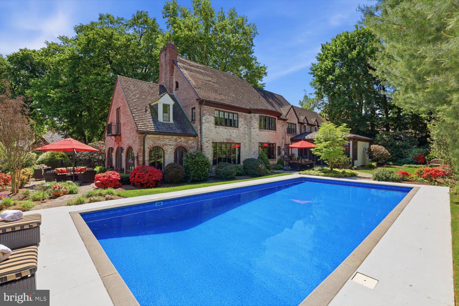 SCHOOL LANE HILLS - Residential