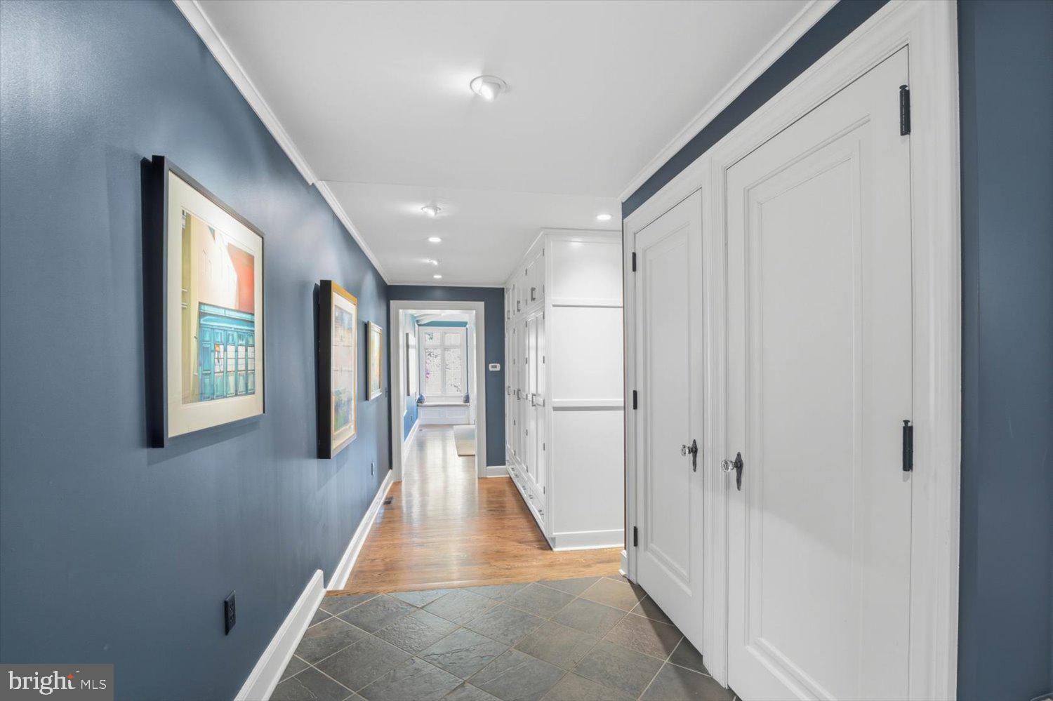SCHOOL LANE HILLS - Residential
