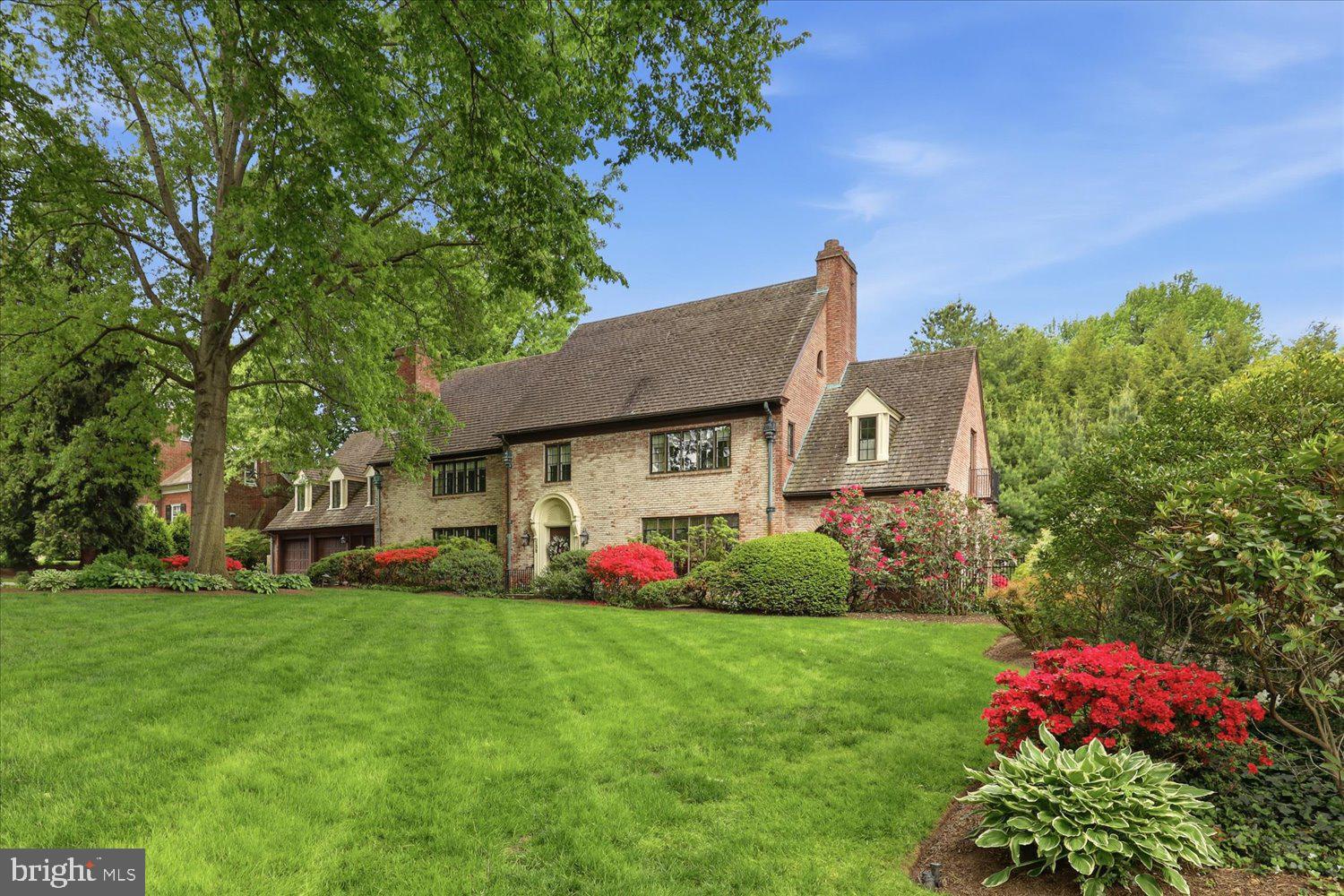 SCHOOL LANE HILLS - Residential