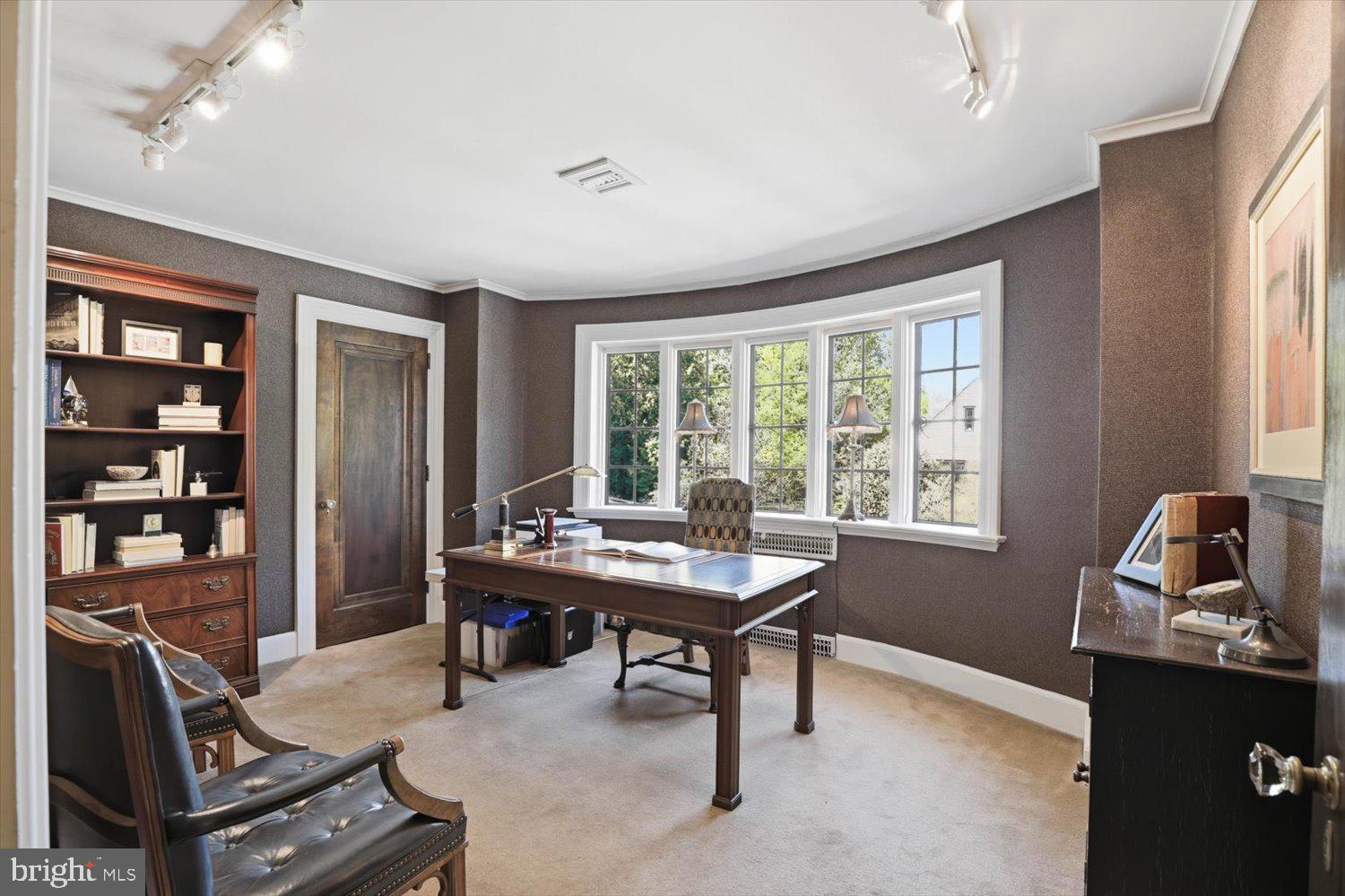 SCHOOL LANE HILLS - Residential
