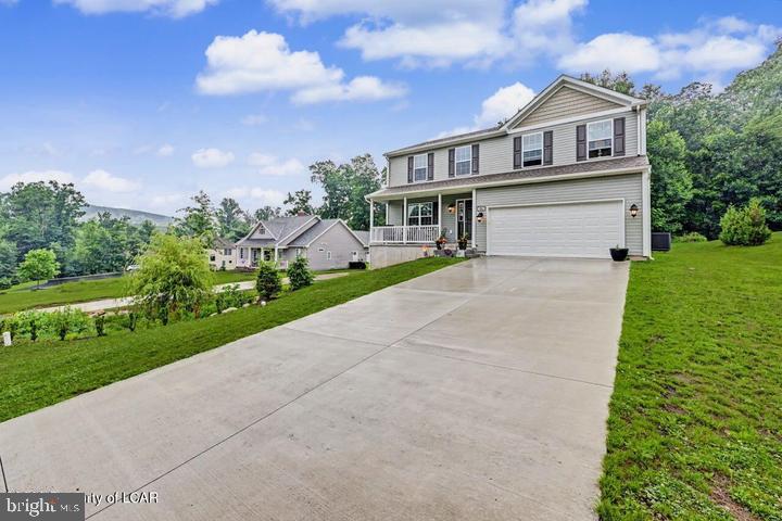 CEDAR CREEK - Residential