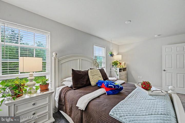 CEDAR CREEK - Residential