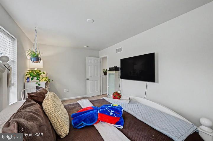 CEDAR CREEK - Residential