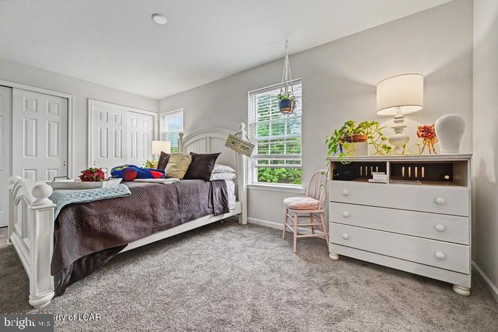 CEDAR CREEK - Residential