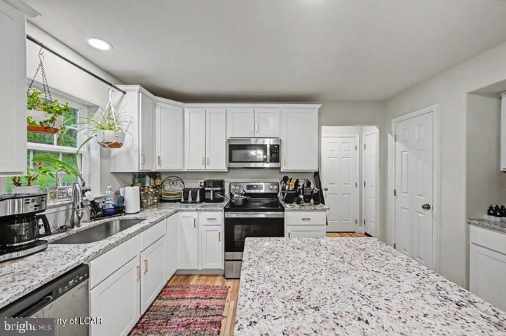 CEDAR CREEK - Residential