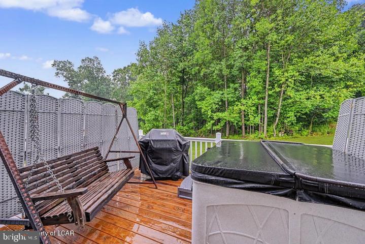 CEDAR CREEK - Residential