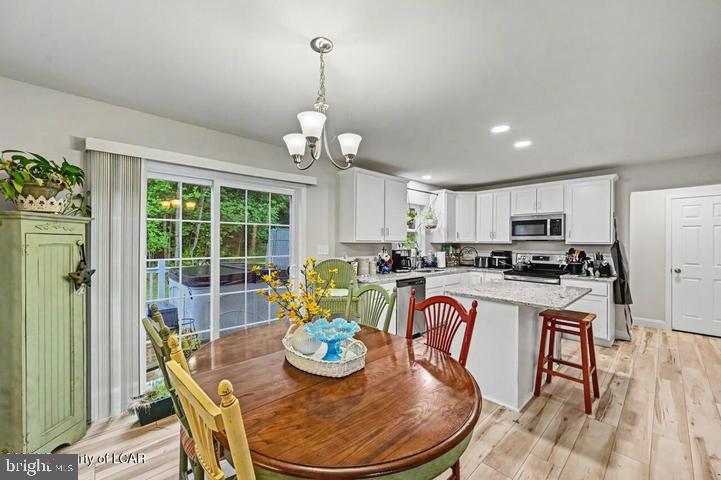 CEDAR CREEK - Residential