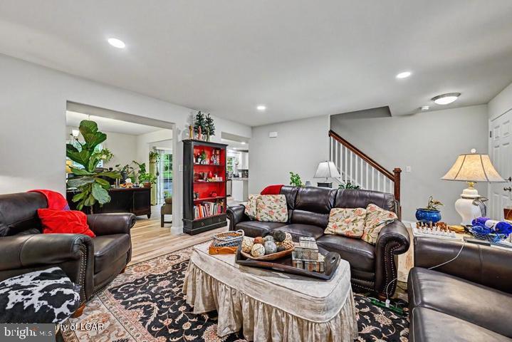 CEDAR CREEK - Residential