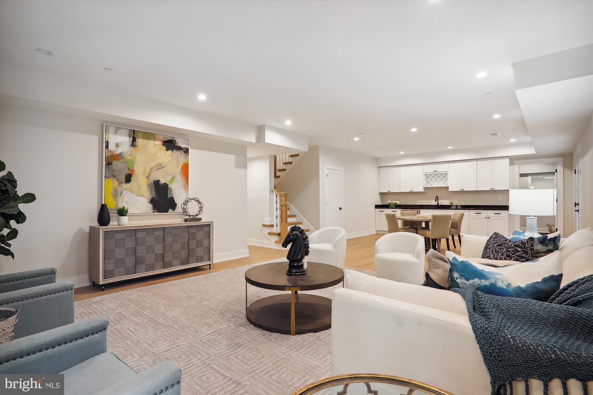 KENSINGTON TERRACE - Residential
