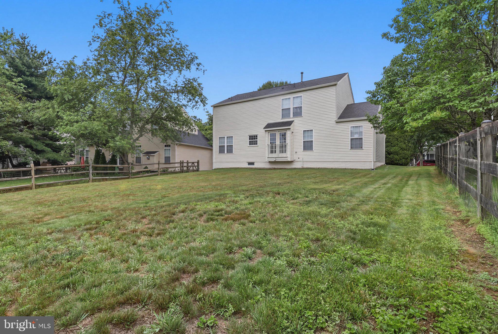 BROWNSTOWN ESTATES - Residential