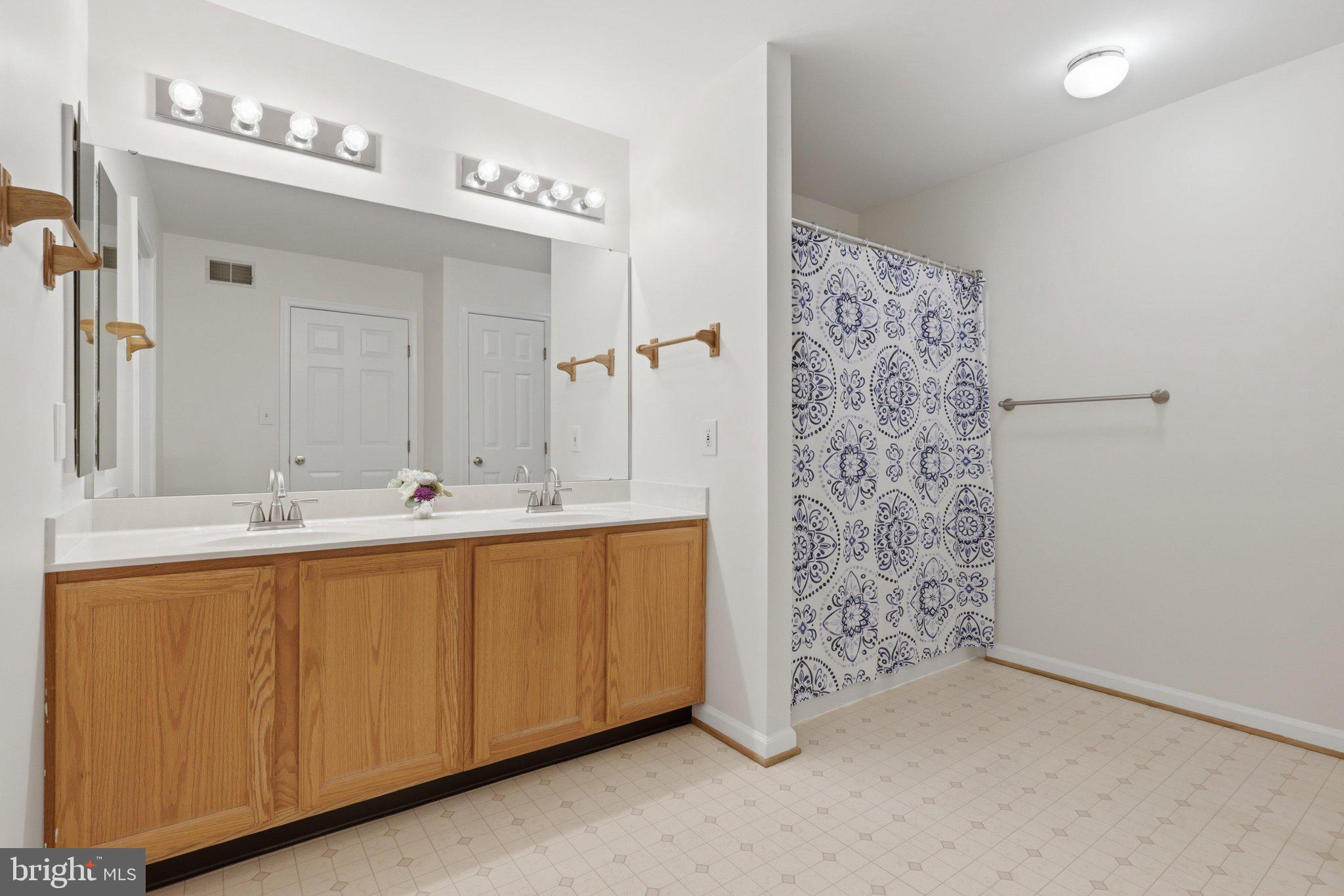 BROWNSTOWN ESTATES - Residential