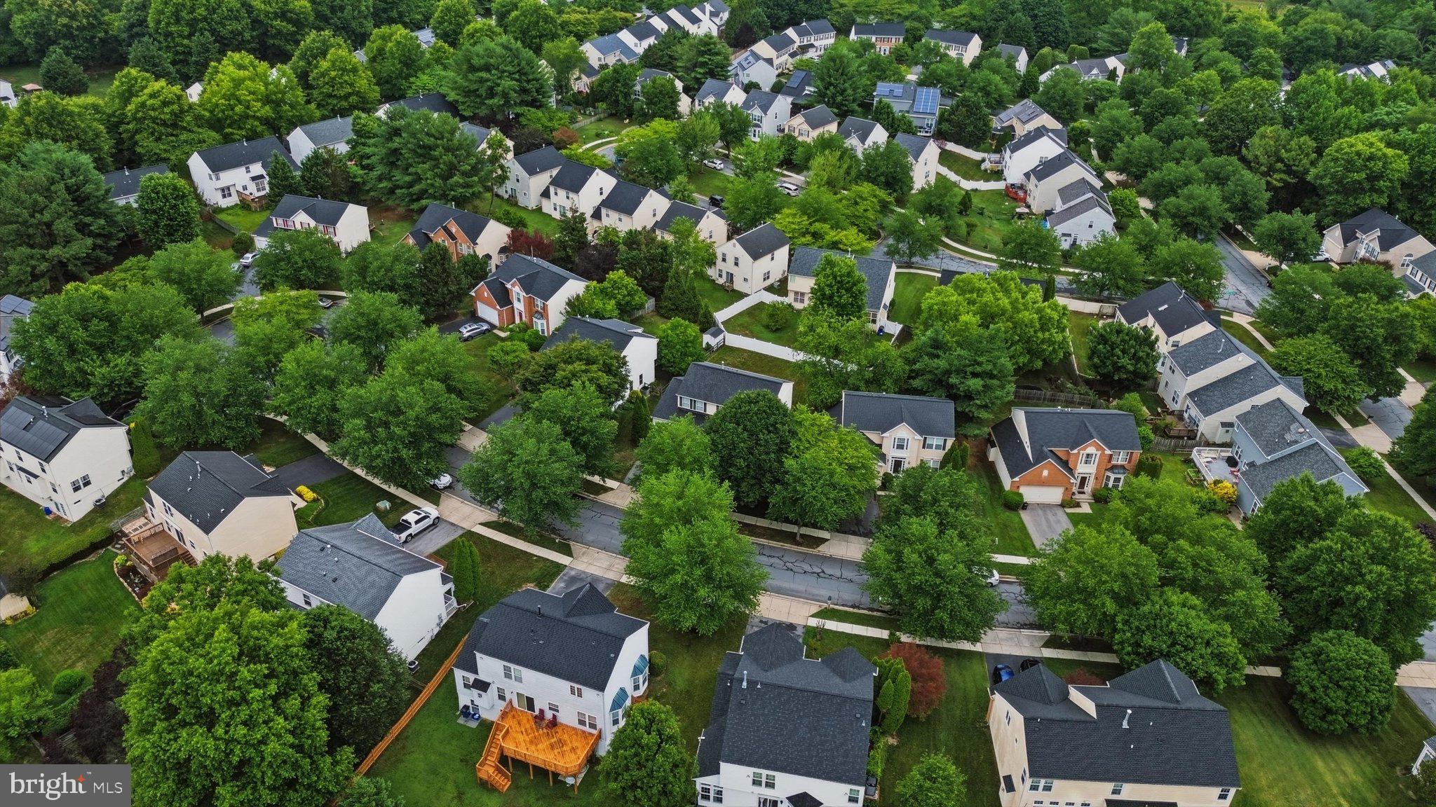 BROWNSTOWN ESTATES - Residential