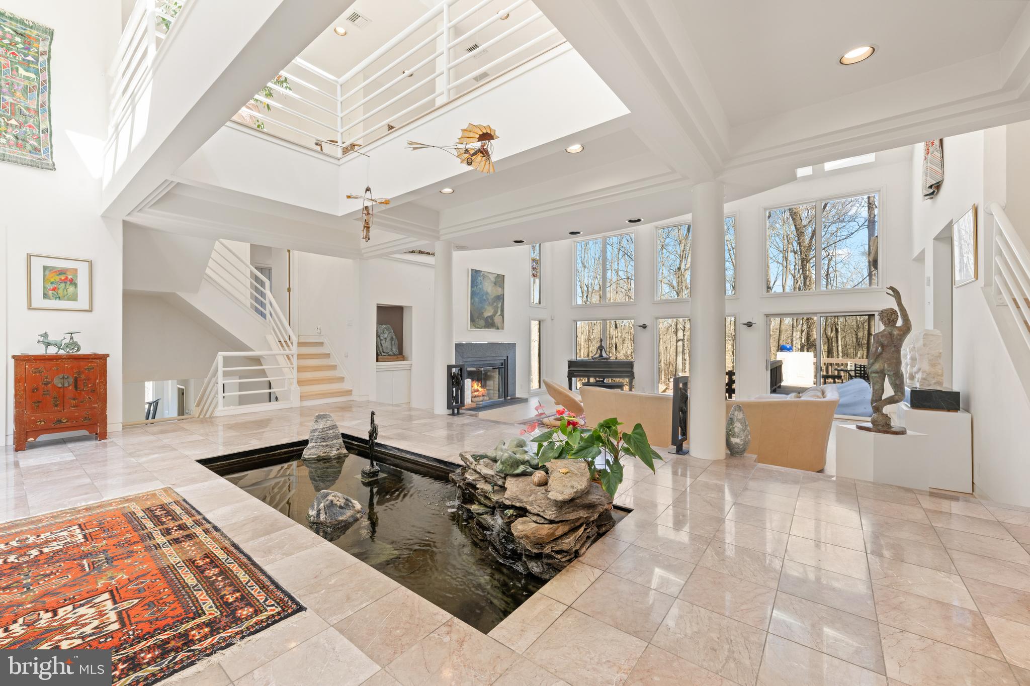 RADNOR HUNT - Residential