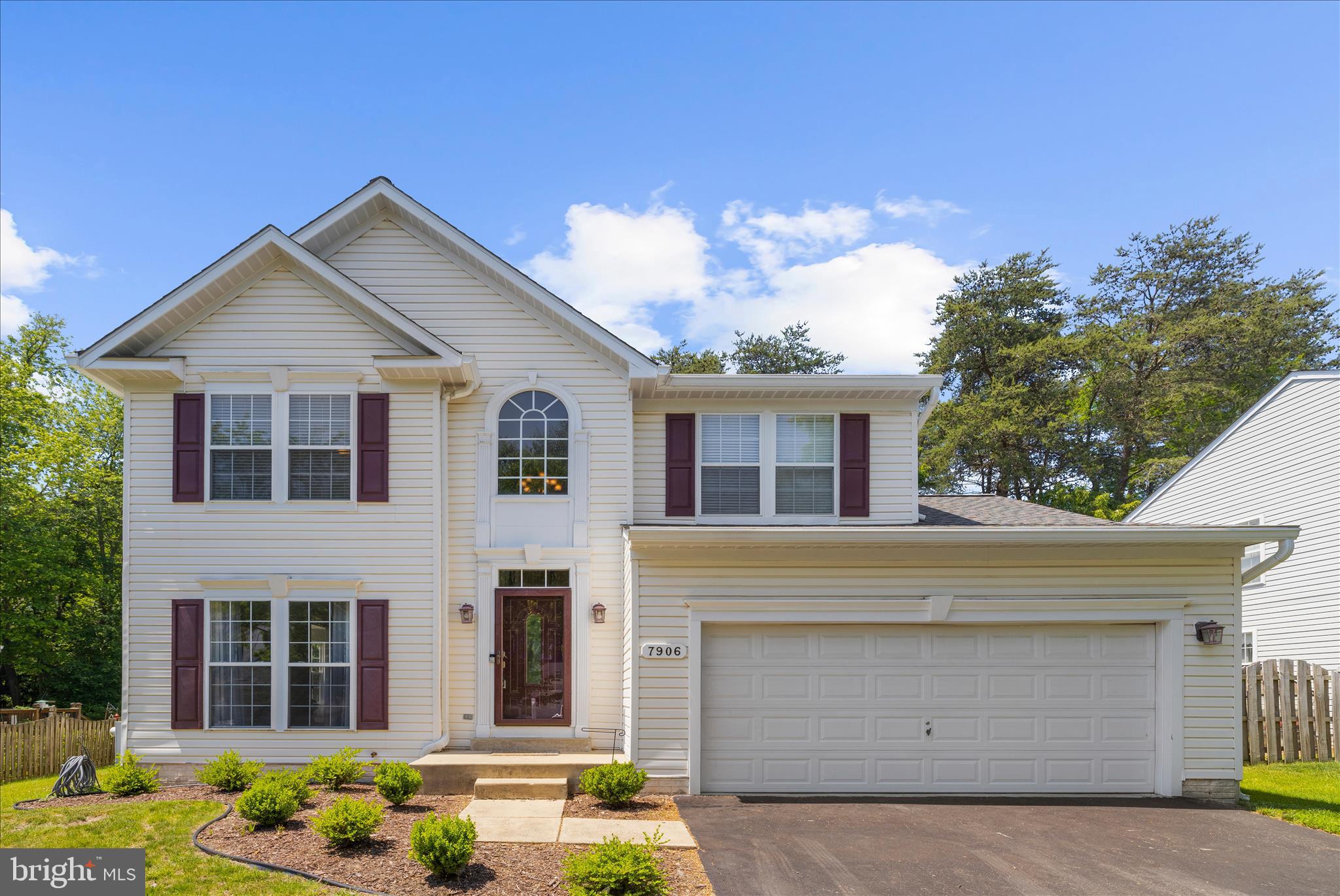JONATHANS LANDING - Residential