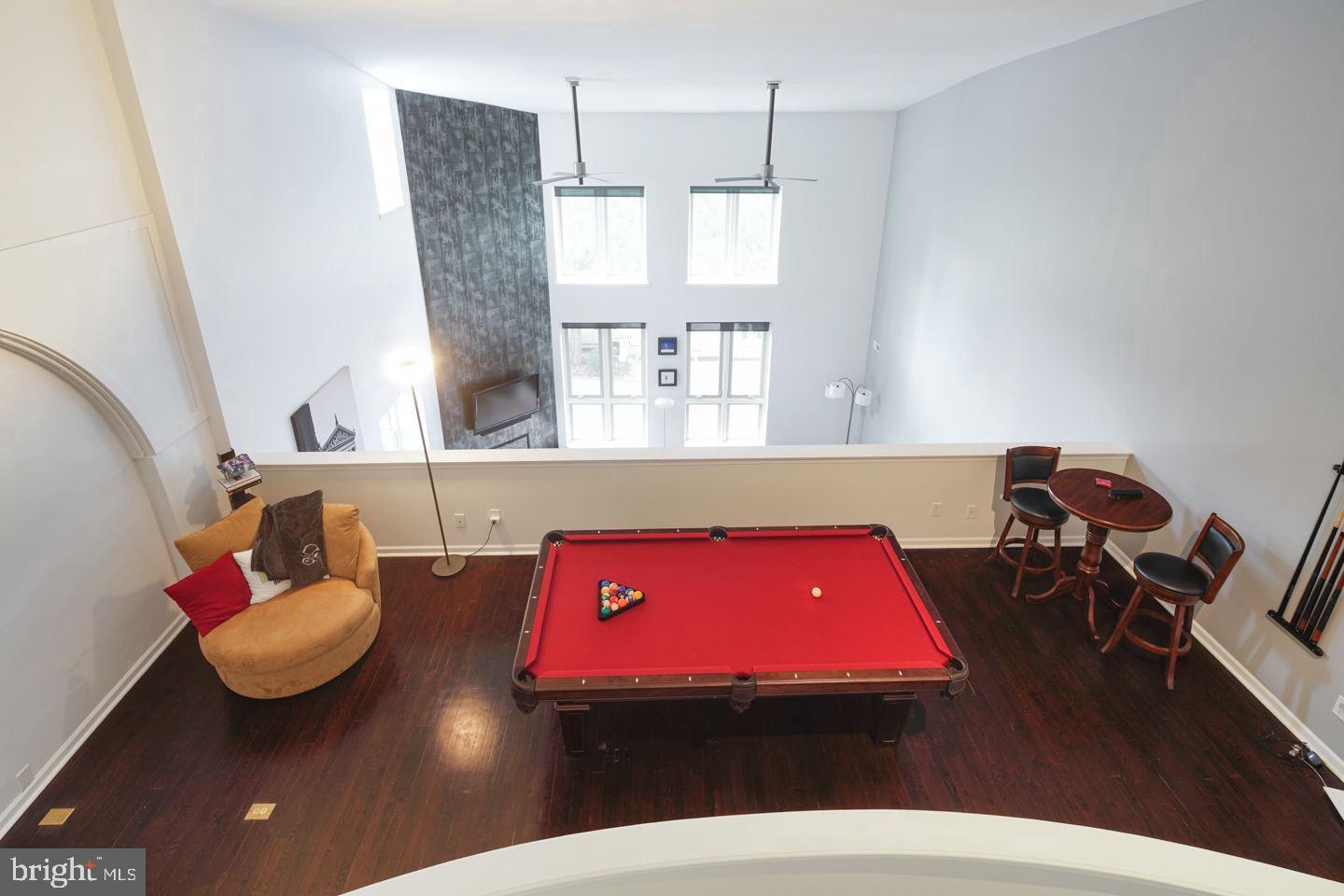 WASHINGTON SQ - Residential