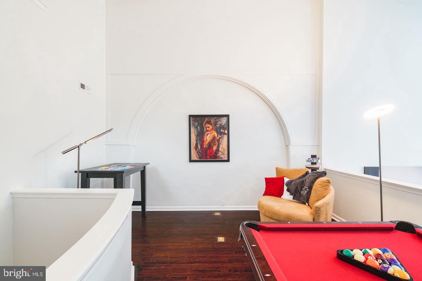 WASHINGTON SQ - Residential