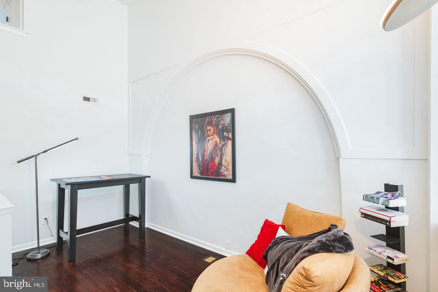 WASHINGTON SQ - Residential