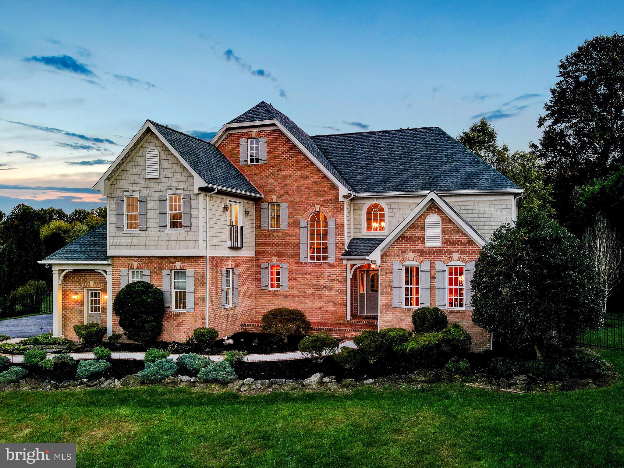 STONEWALL - Residential