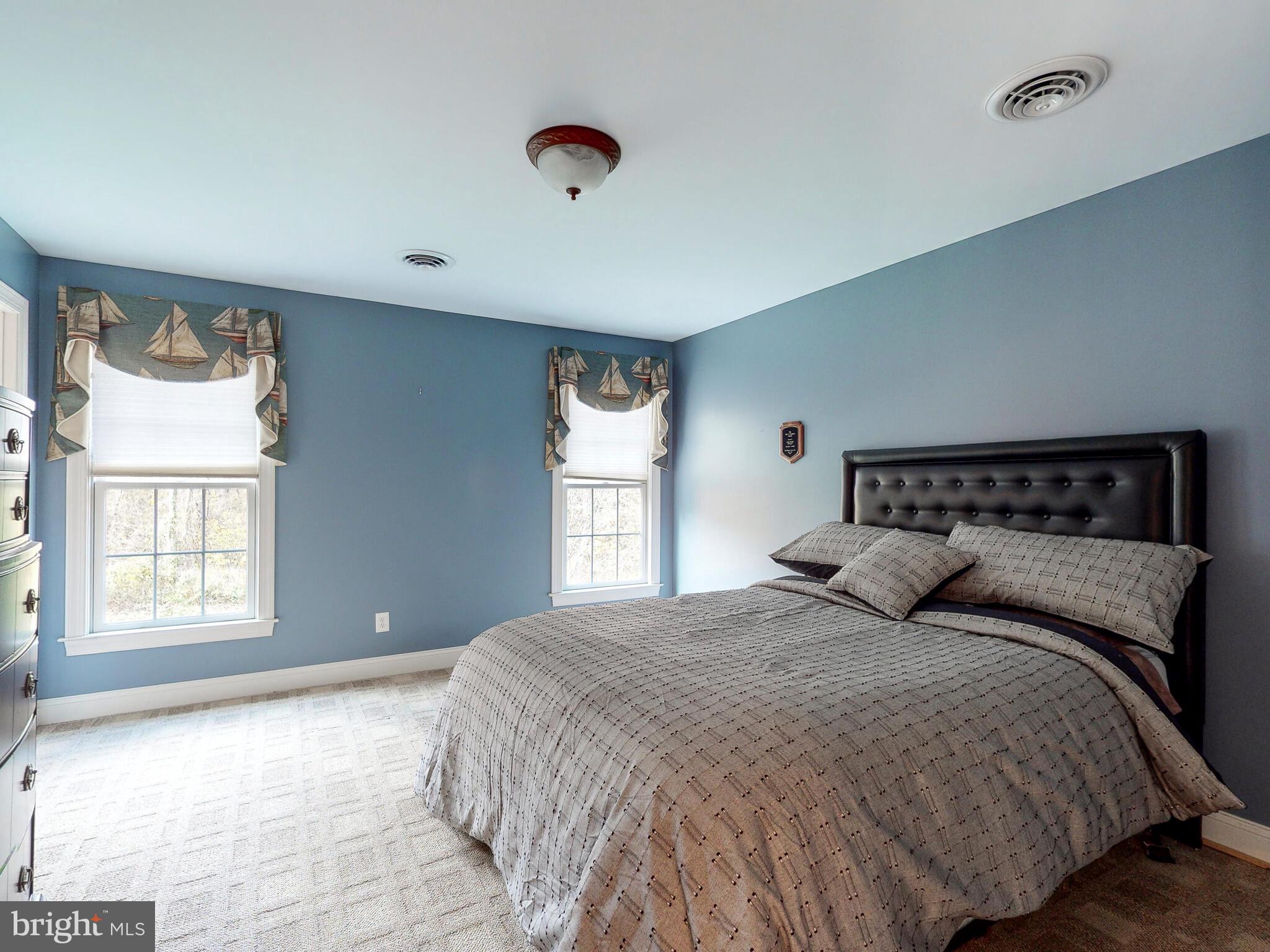 STONEWALL - Residential