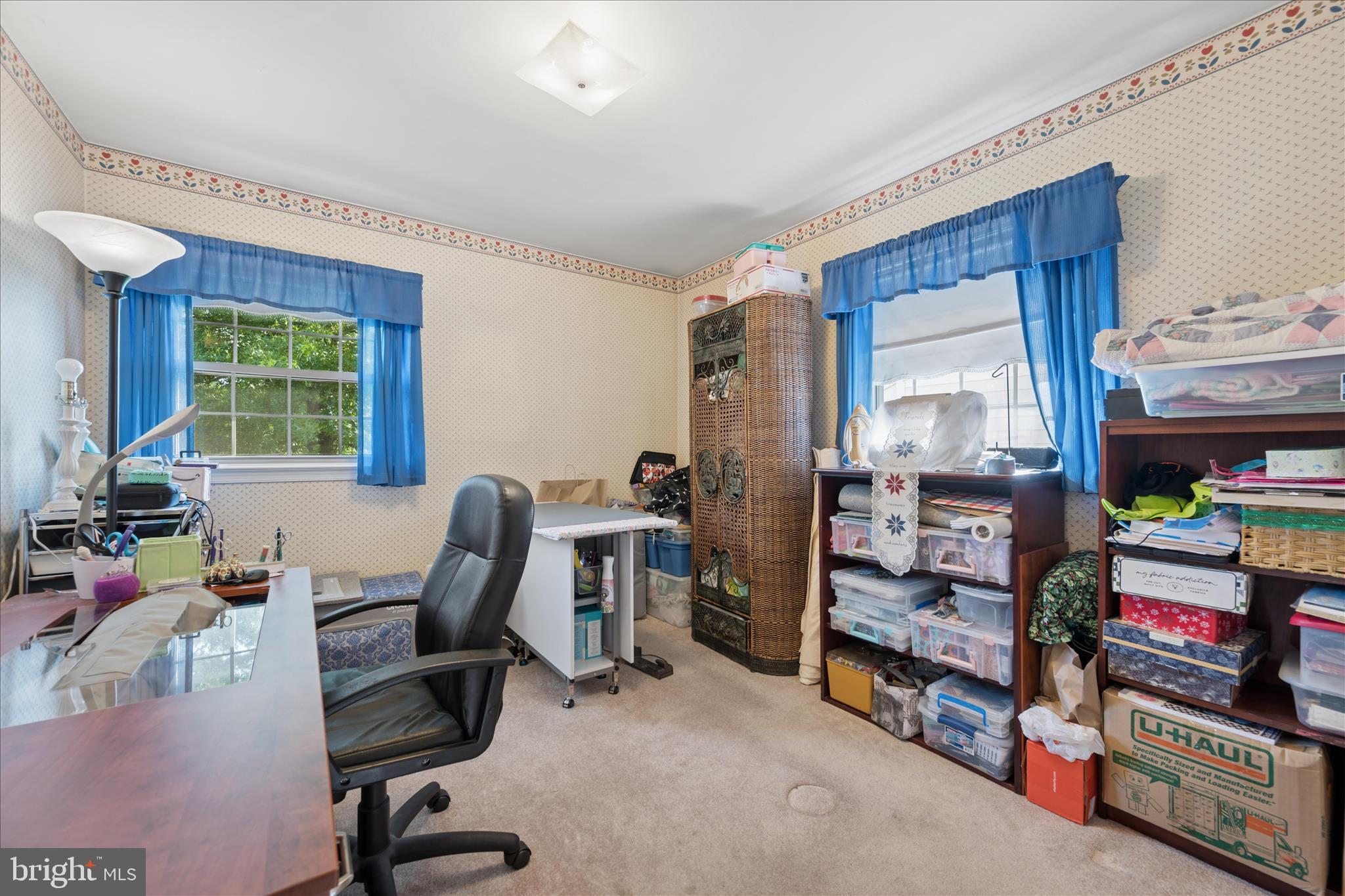 HALFWAY - Residential