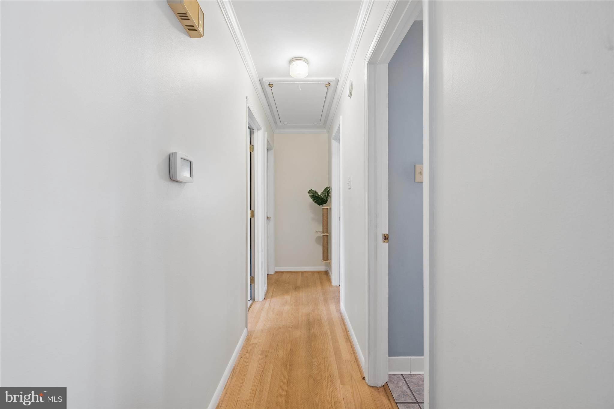HALFWAY - Residential