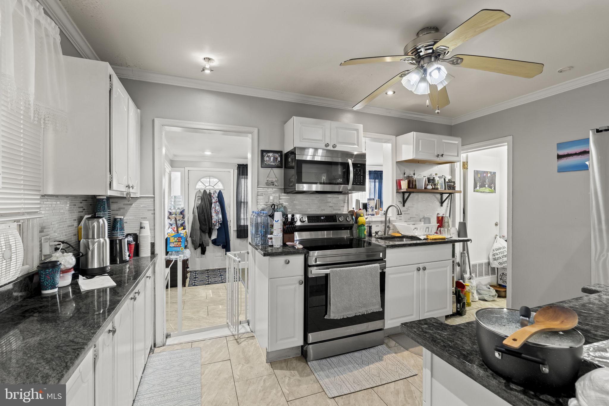 NEWPORTVILLE - Residential