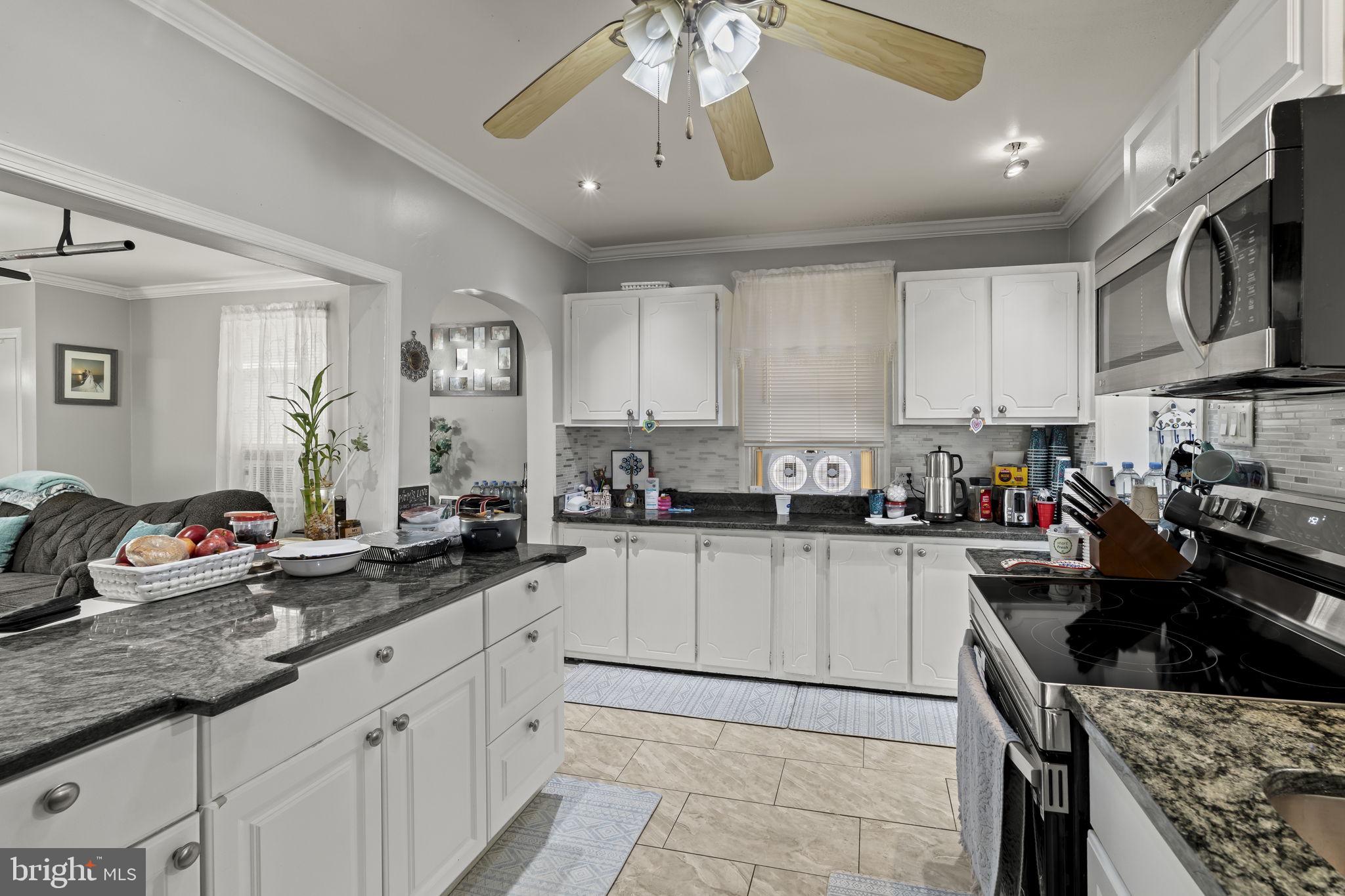 NEWPORTVILLE - Residential