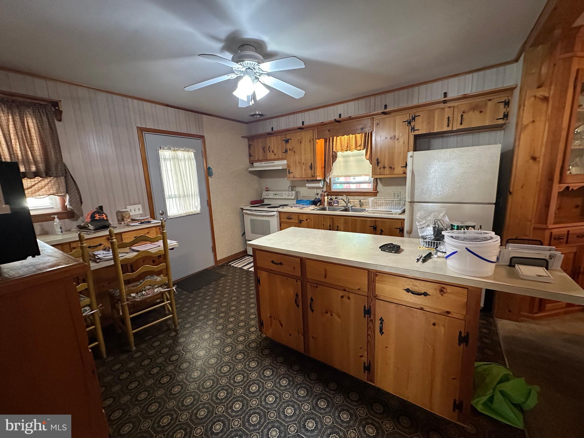 FINDLAY PARK - Residential