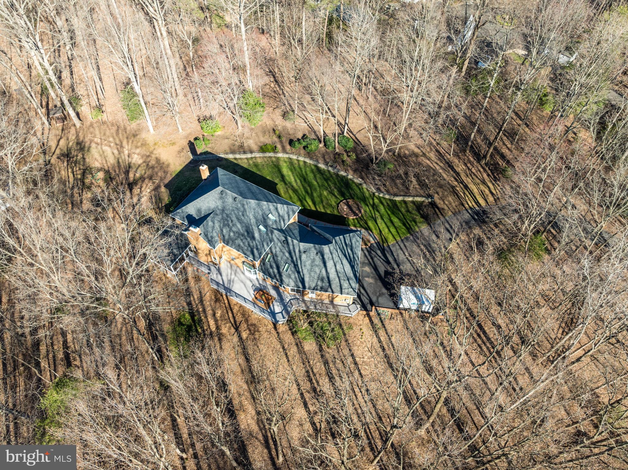 CHINQUAPIN MANOR - Residential