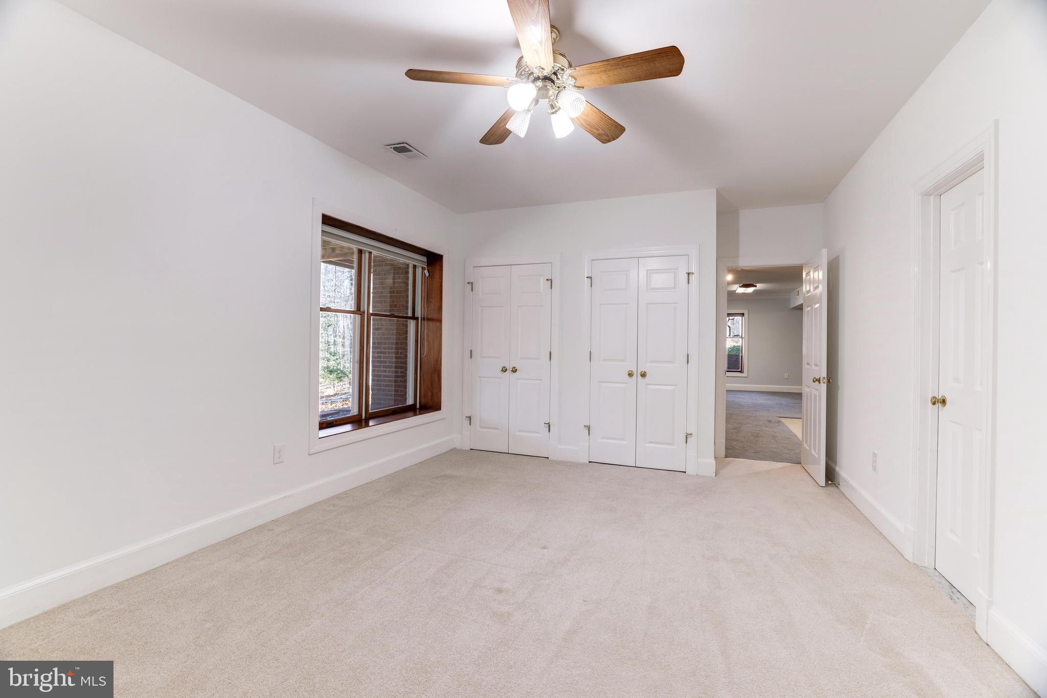 CHINQUAPIN MANOR - Residential