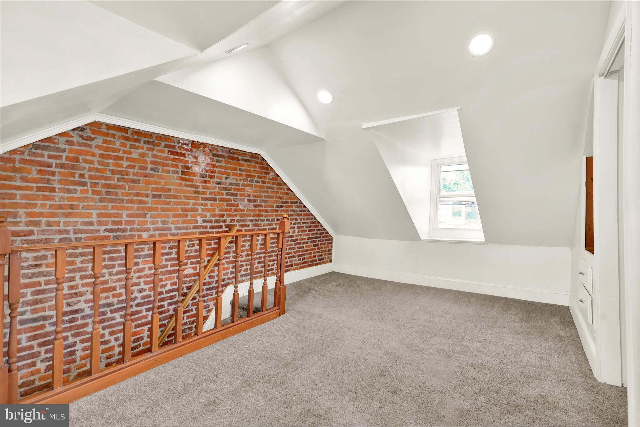 CABBAGE HILL - Residential