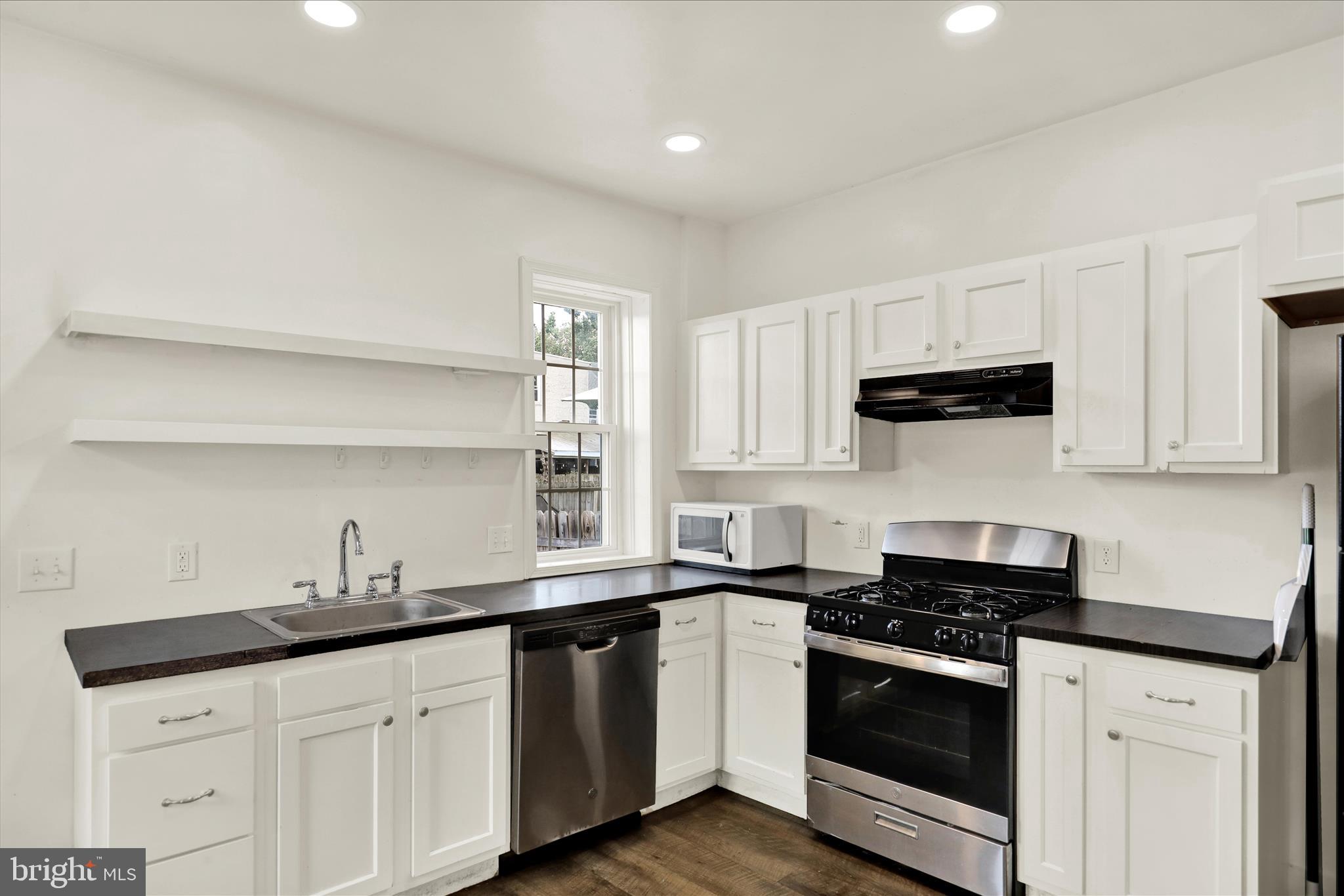 CABBAGE HILL - Residential