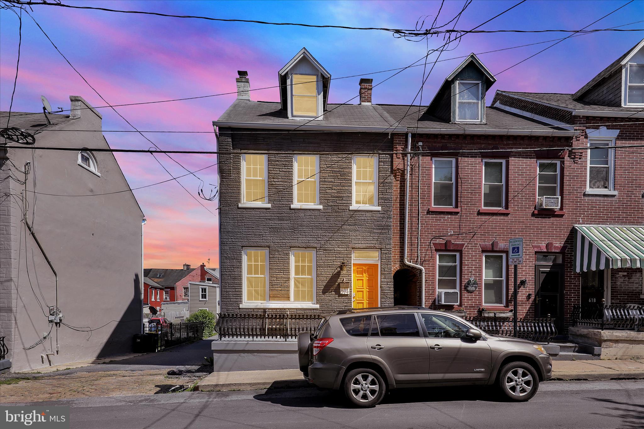 CABBAGE HILL - Residential