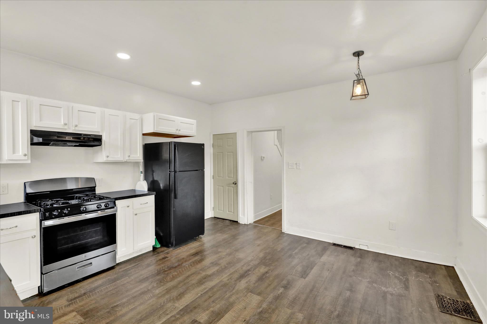 CABBAGE HILL - Residential