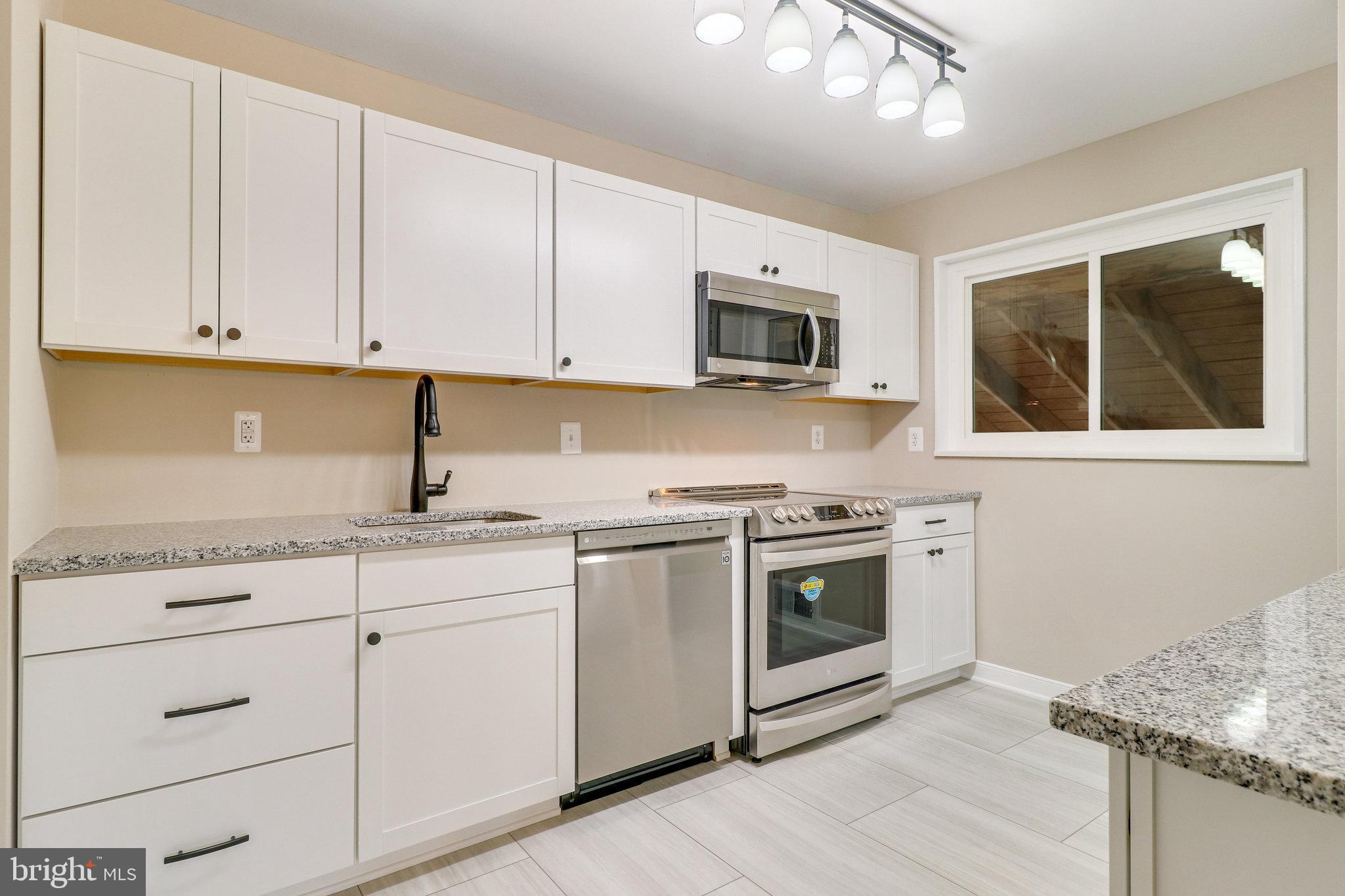 BRISTOW - Residential