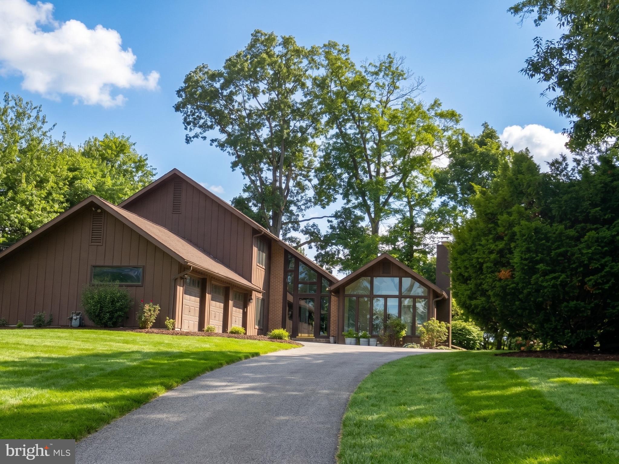 FOREST HILLS - Residential