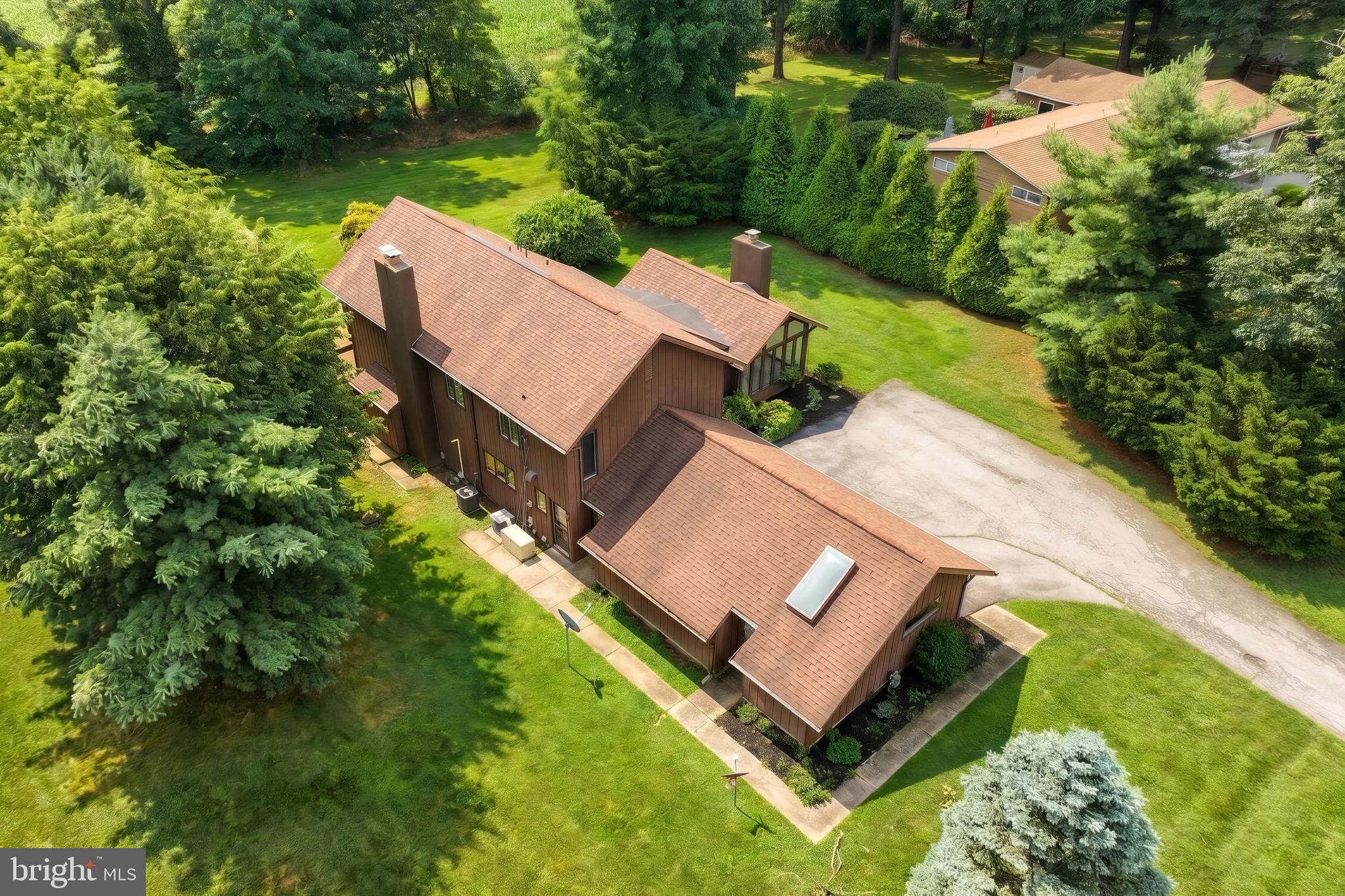 FOREST HILLS - Residential
