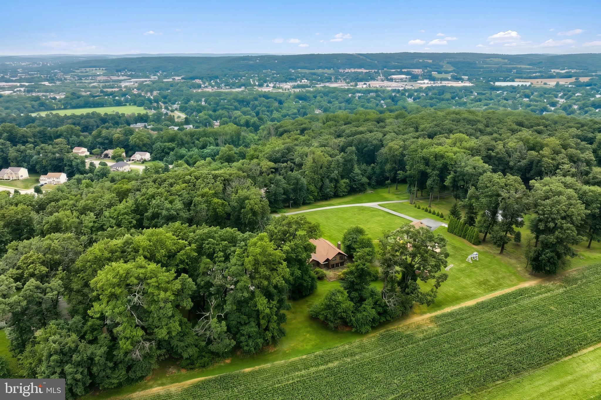 FOREST HILLS - Residential