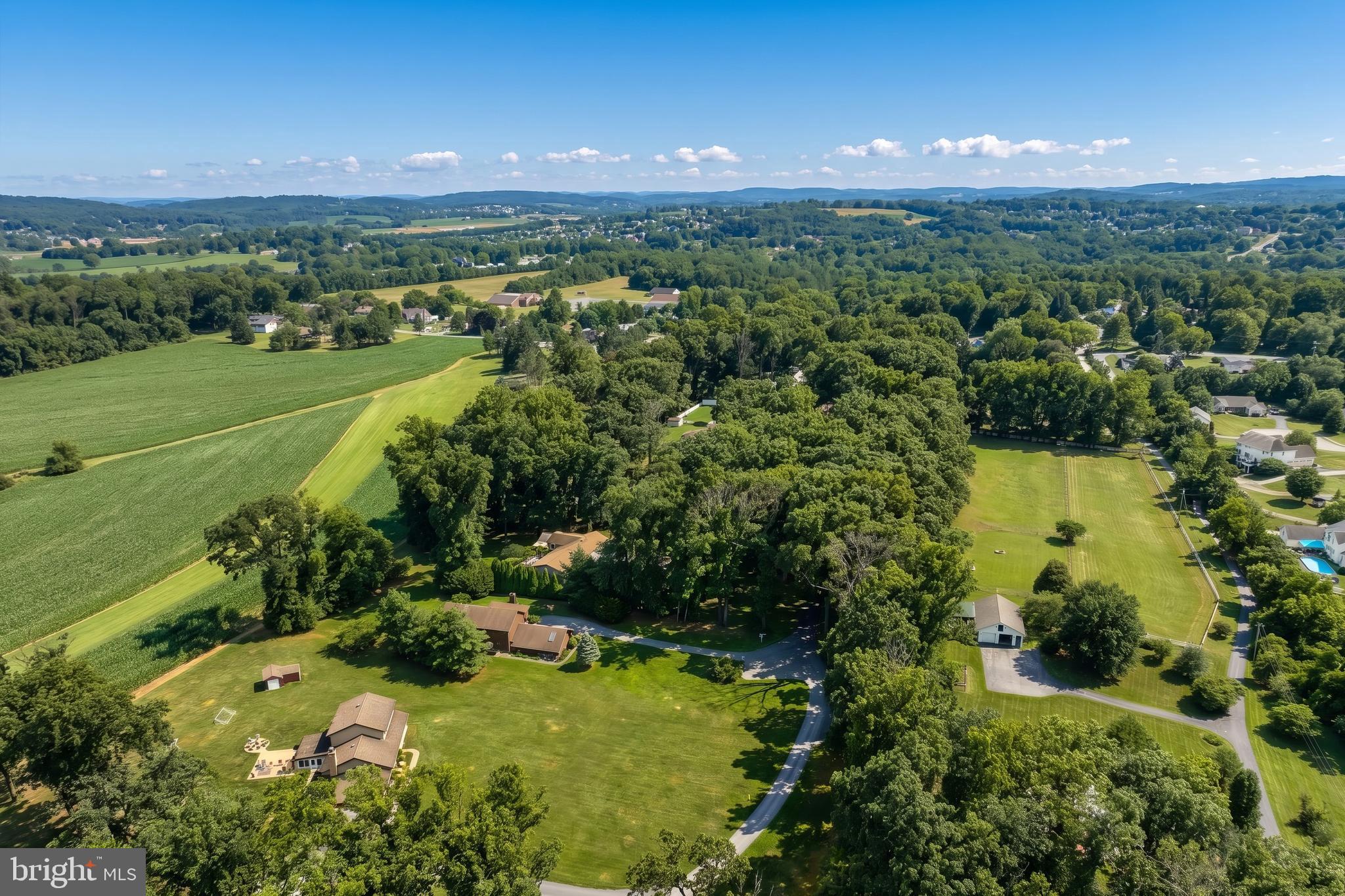 FOREST HILLS - Residential