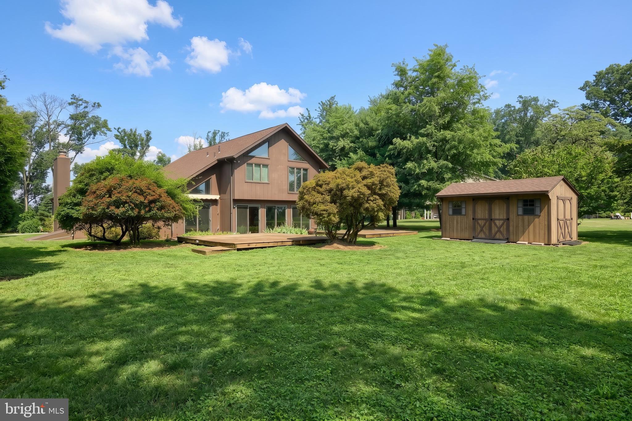 FOREST HILLS - Residential