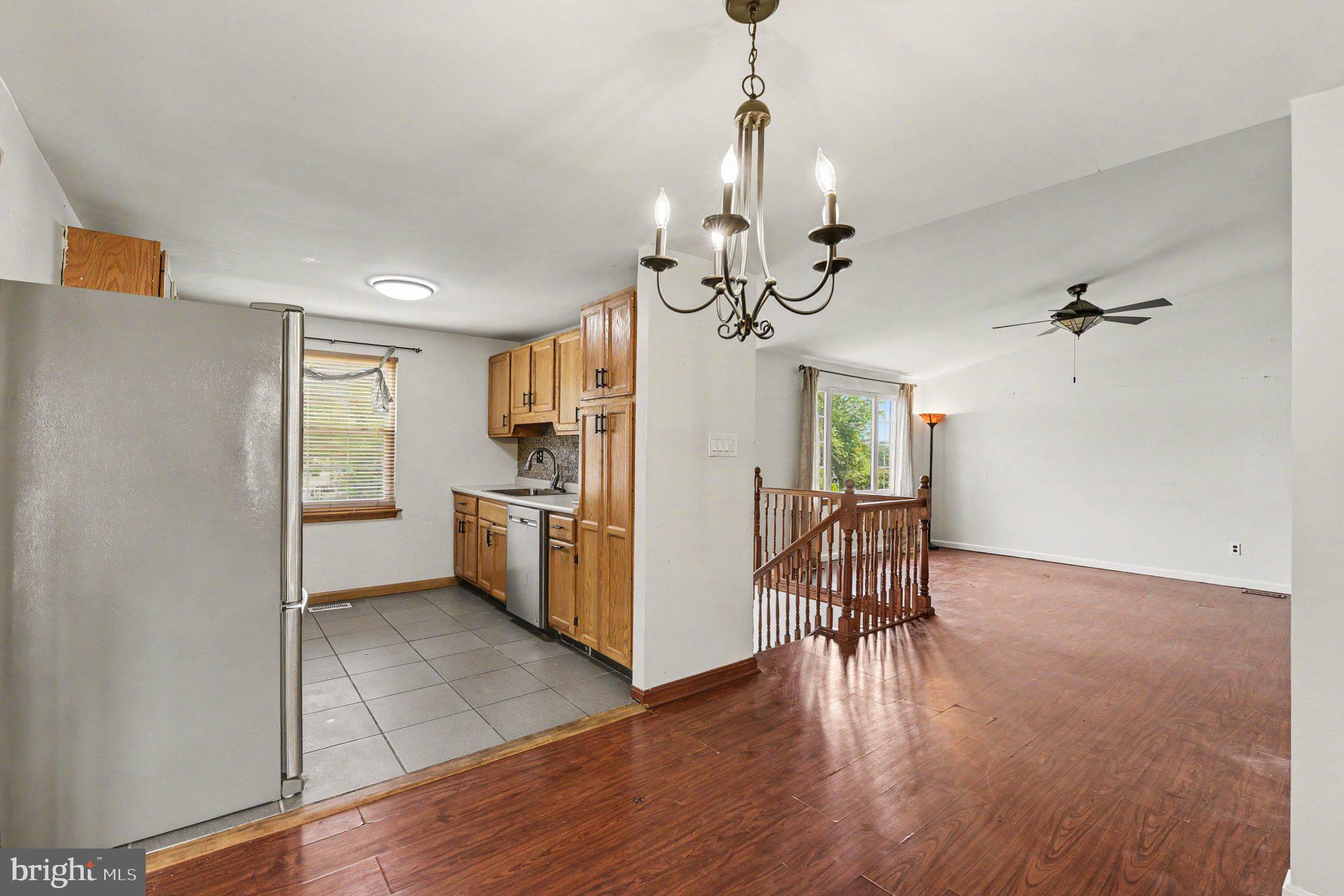 KINGS COURT - Residential