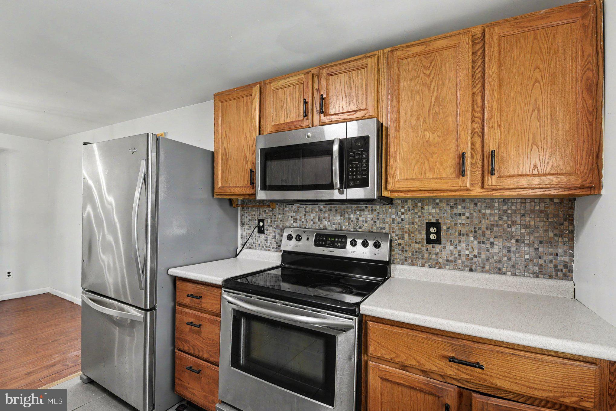 KINGS COURT - Residential